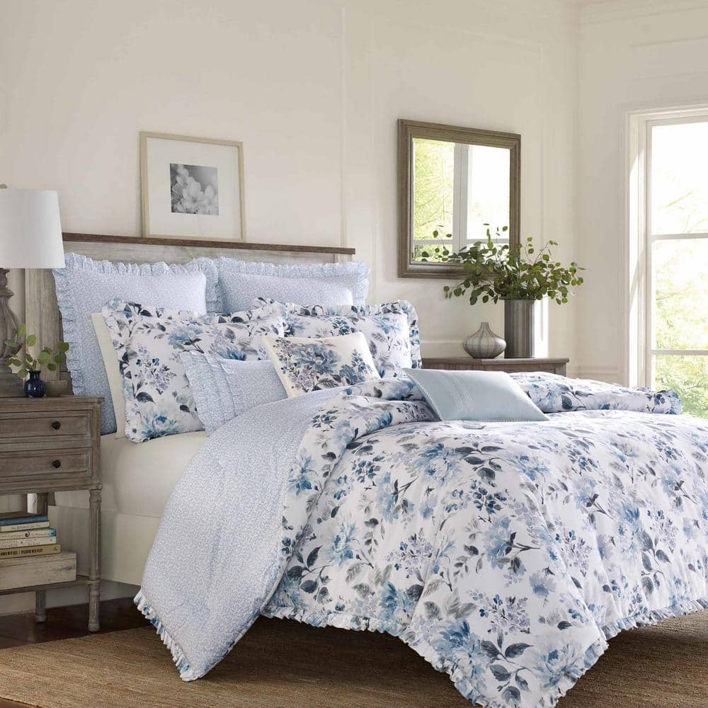 Linery Blue Watercolor Florals Reversible Quilt Set
