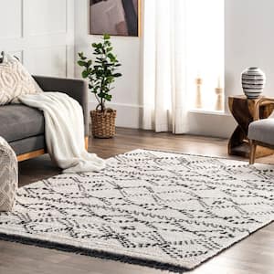 Jaycee Abstract Soft Shaggy Textured Fringe Beige 5 ft. 3 in. x 7 ft. 6 in. Area Rug