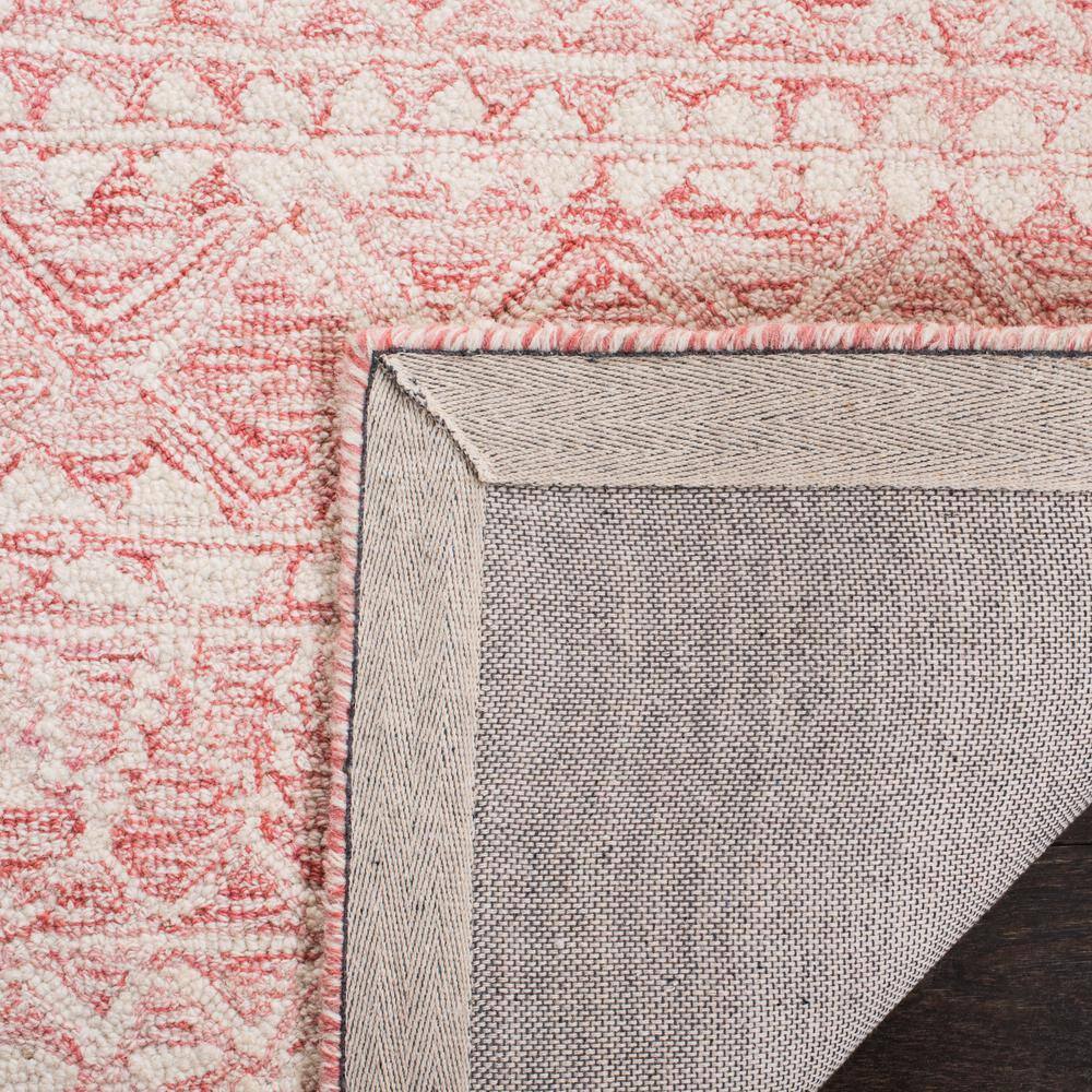 Ivory Elegance 8' x 10' Handmade Wool Tufted Rectangular Rug