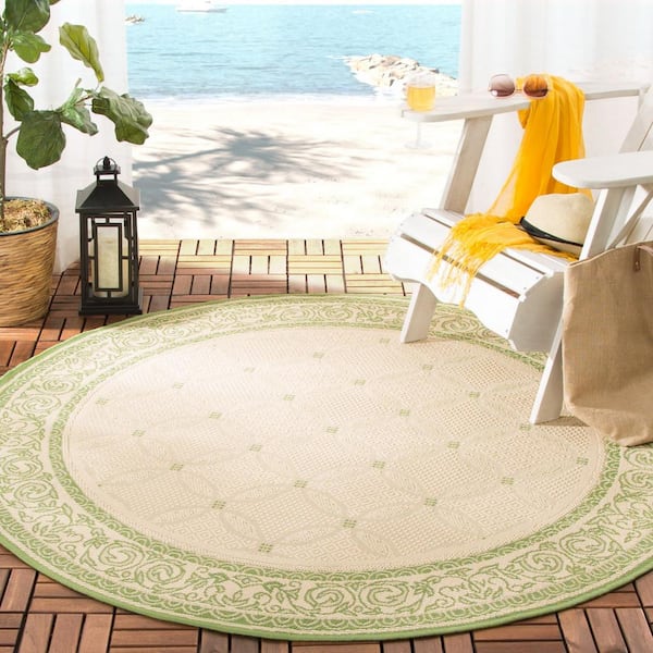 Courtyard Natural/Olive 5 ft. x 5 ft. Round Border Indoor/Outdoor Patio  Area Rug