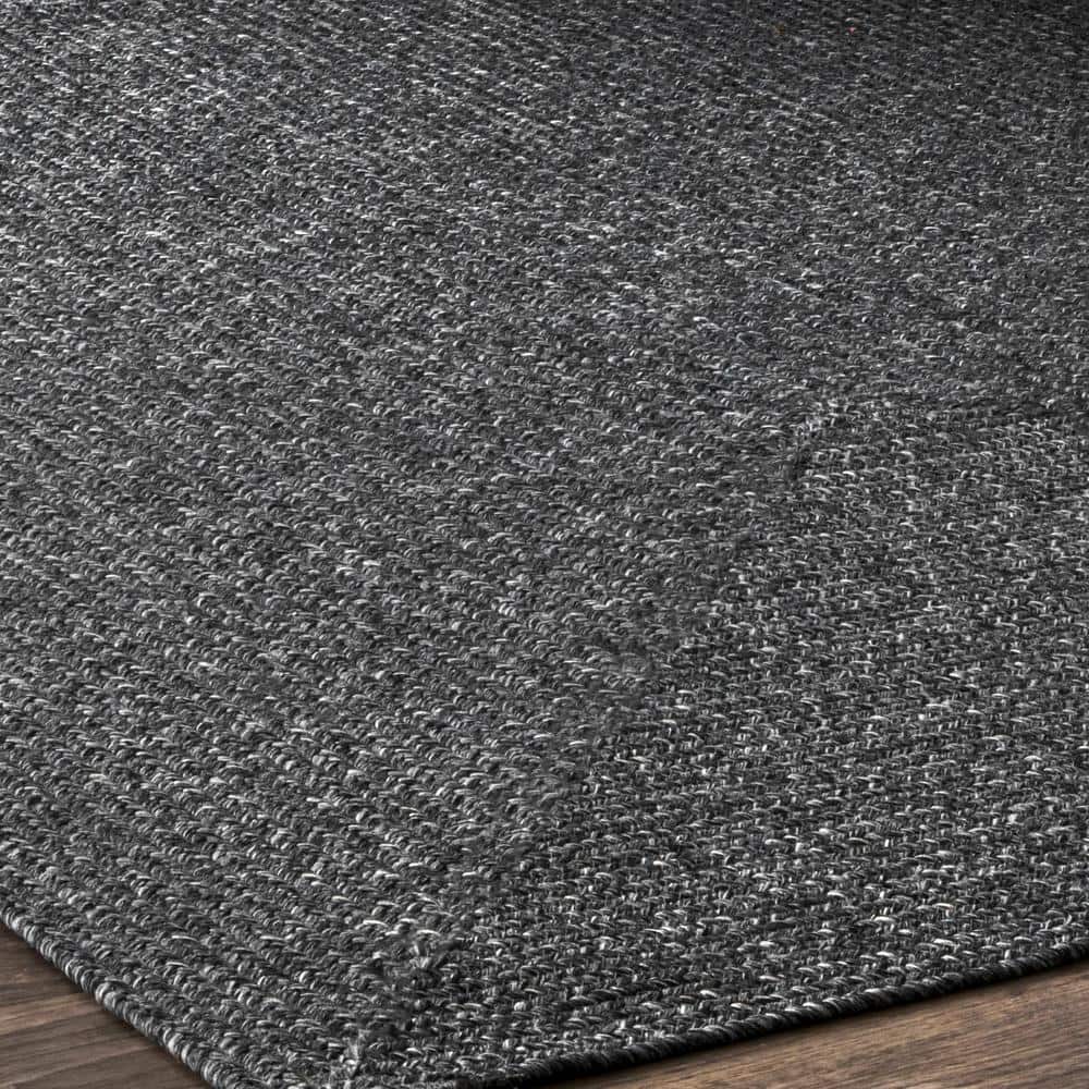 Charcoal Oval 3' x 5' Braided Synthetic Indoor/Outdoor Rug