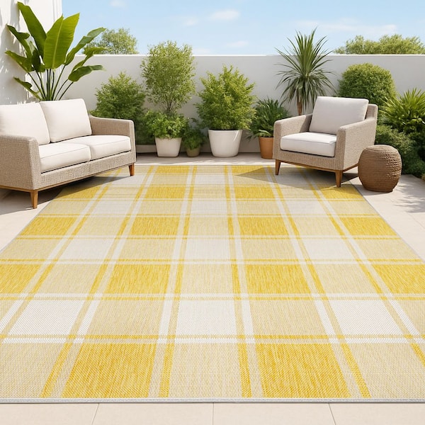 Sabine Traditional Farmhouse Bold Gingham Yellow/Cream 3 ft. x 5 ft. Indoor/Outdoor Area Rug
