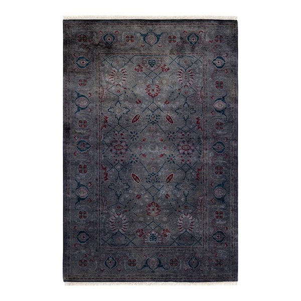 Chloe & Olivia Home Overdyed Gray 4 ft. 1 in. x 6 ft. 1 in. Wool Indoor Area Rug