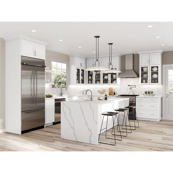 Designer Series Elgin Assembled 15x34.5x23.75 in. Drawer Base Kitchen Cabinet in White