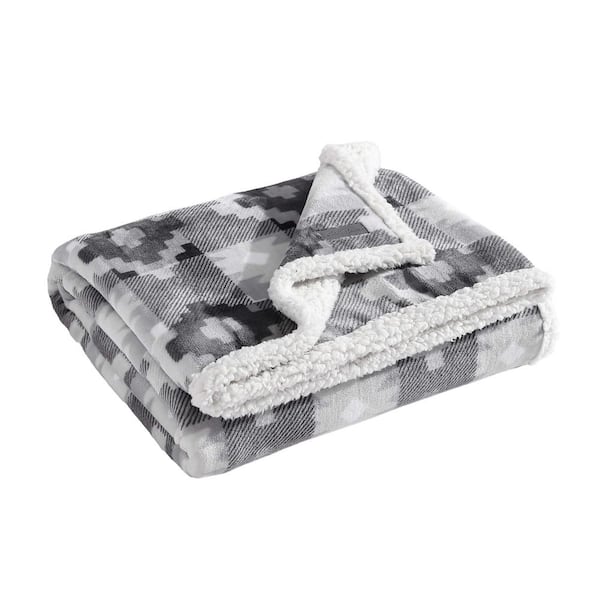 Eddie Bauer Cooper Creek Gray Ultra Soft Plush Fleece 60 X 50 Throw Blanket