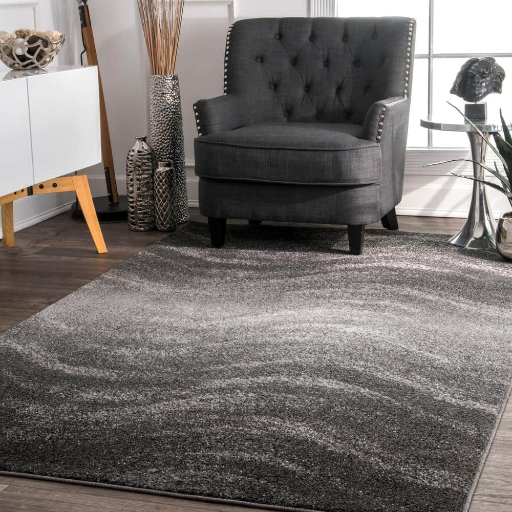 Gray Rectangular Synthetic Easy Care Area Rug 6' 7" x 9'