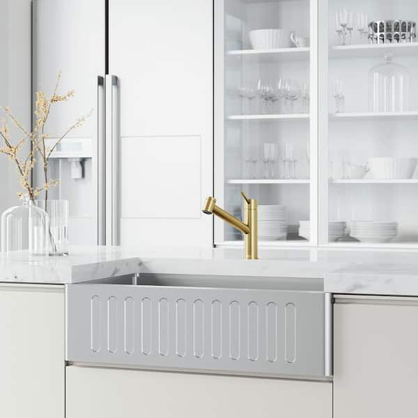 Branson 9 in. H Single Handle Pull-Out Sprayer Kitchen Faucet in Matte Brushed Gold