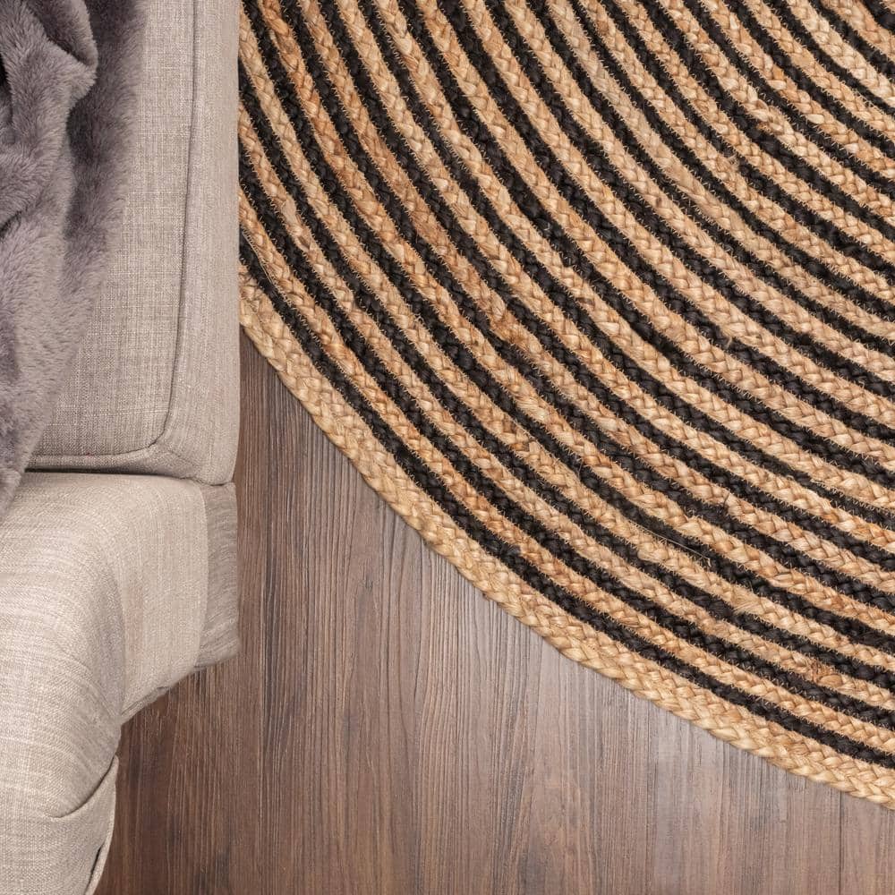Handmade Black Braided Jute 10' Round Area Rug