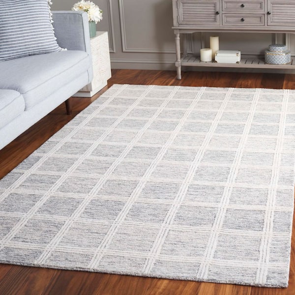 Pine 4 ft. x 6 ft. Gray/Ivory Solid Geometric Area Rug