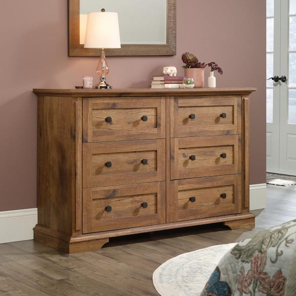 SAUDER New Grange 6-Drawer Vintage Oak Dresser