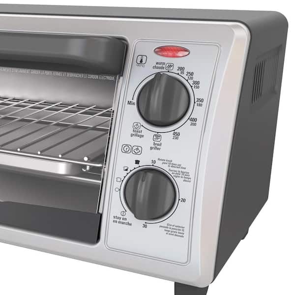 https://images.thdstatic.com/productImages/f006c072-6f21-4046-b283-ed2980bfb546/svn/stainless-steel-black-decker-toaster-ovens-98589797m-44_600.jpg