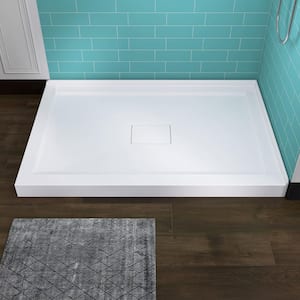 48 in. x 32 in. Double Threshold Right Corner Shower Pan Base with Center Drain in White