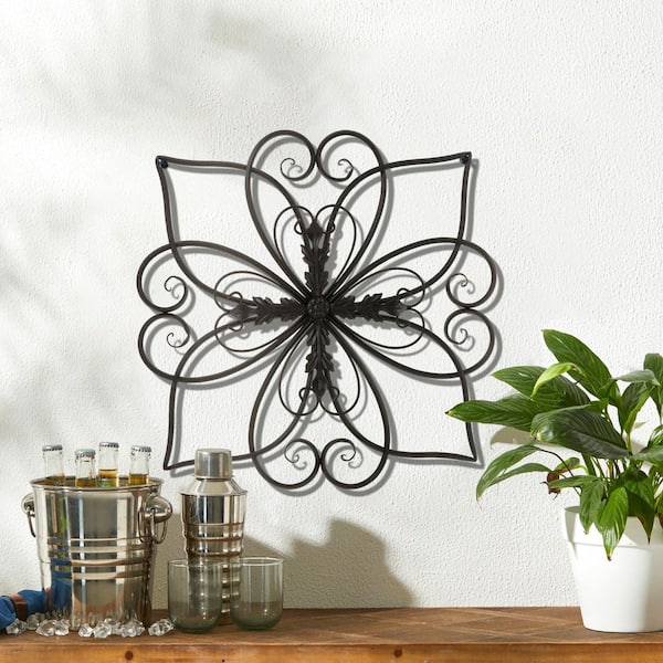 20 in. L Traditional Heart and Petal Iron Scroll Outdoor Wall Decor