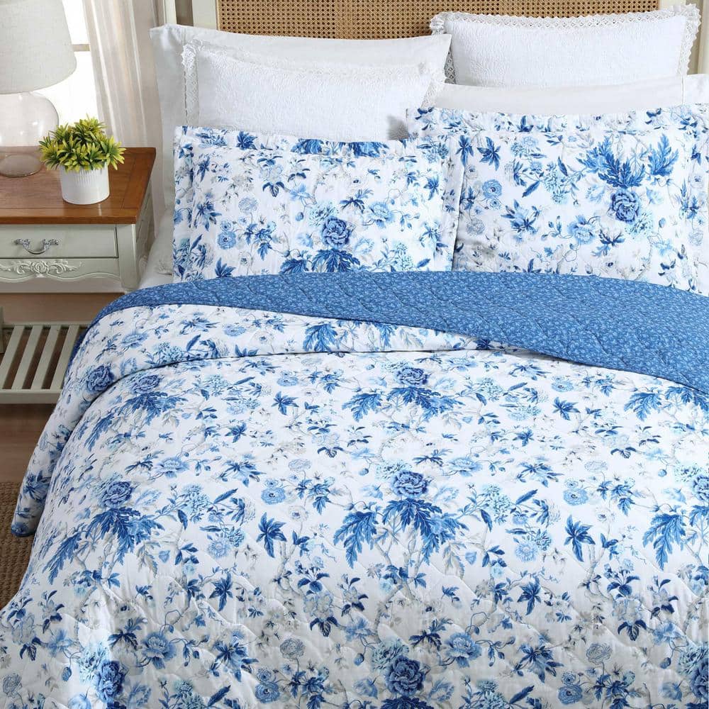 Full Blue Cotton Reversible Floral Quilt Set