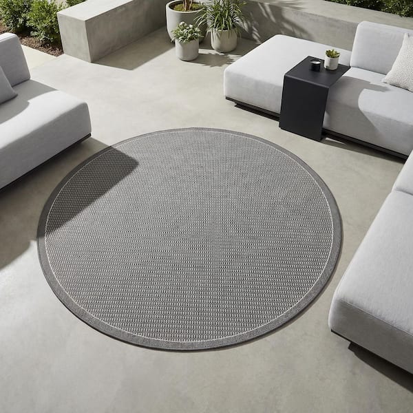 Recife Saddle Sticth 8 ft. Round Silver-Ivory Solid Indoor/Outdoor Area Rug