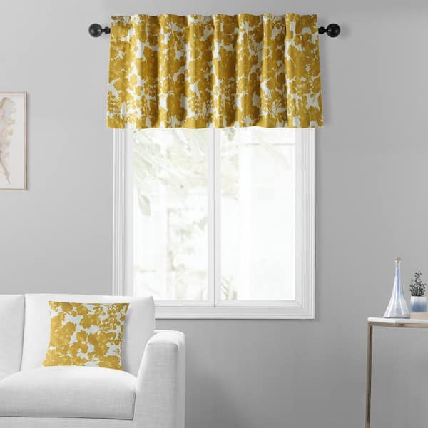 Exclusive Fabrics & Furnishings Fleur Gold Printed Cotton Rod Pocket Window Valance - 50 in. W x 19 in. L (1 Panel)