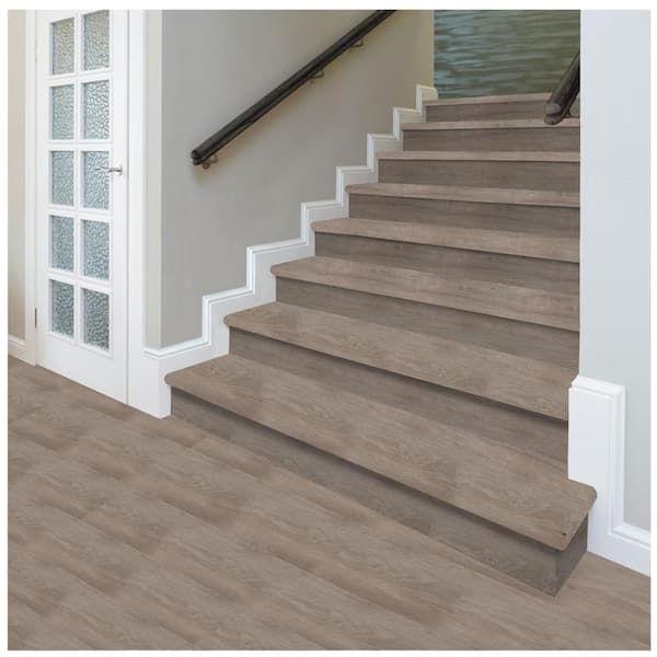 Cap A Tread Aschombe Aged Oak 47in.Lx12.15in.Wx2.28in.T