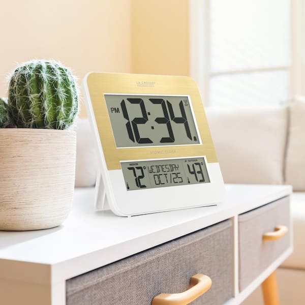 La Crosse Technology 2-Tone Atomic Digital Clock with Temperature