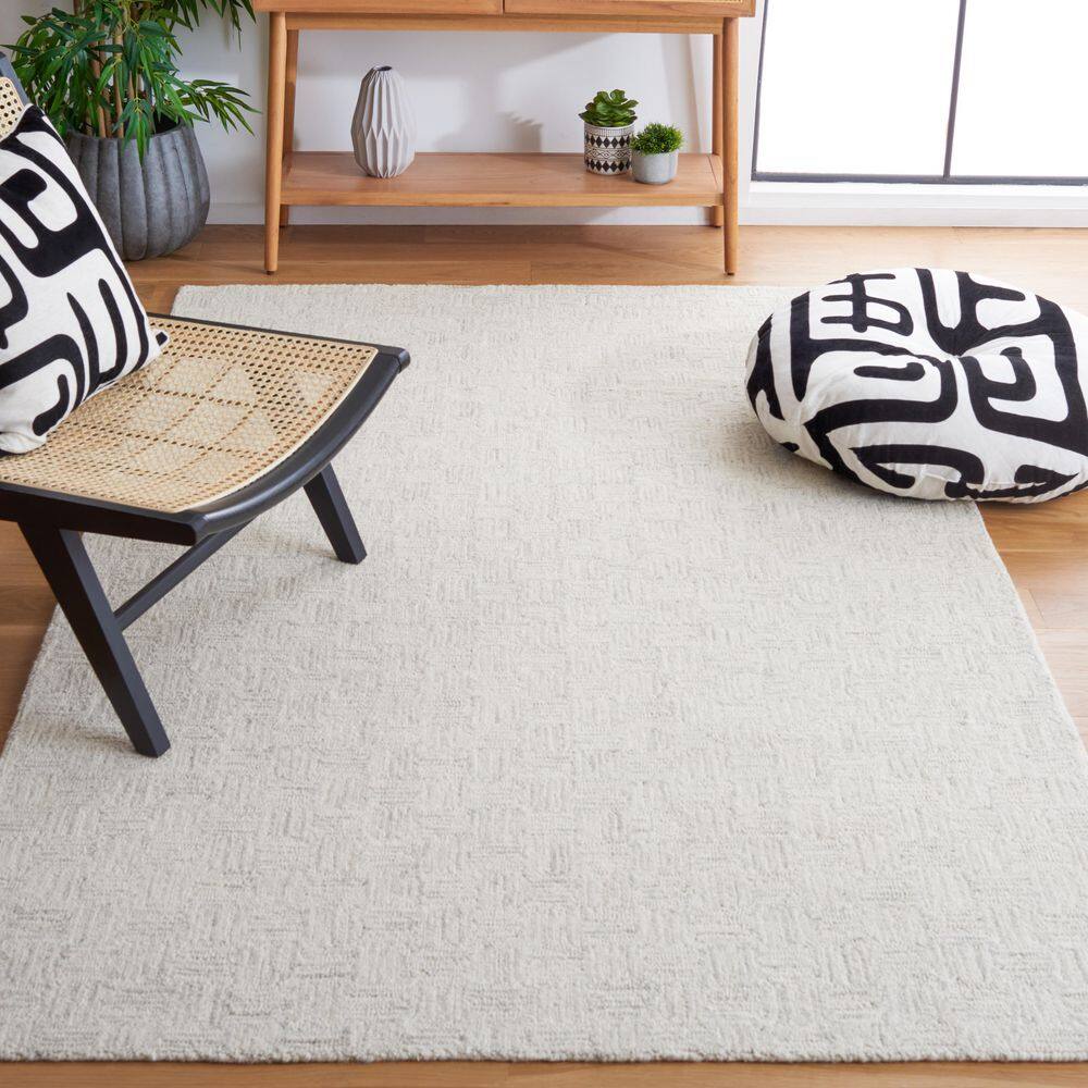 Ivory Wool Elegance 5' Square Tufted Area Rug