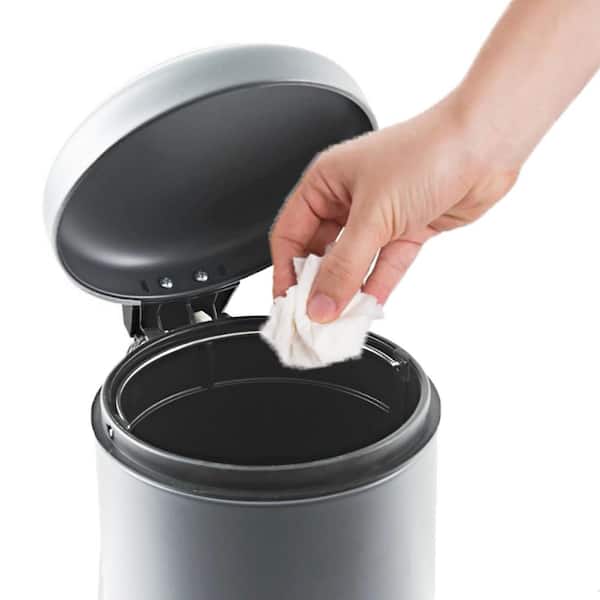 Superio Mini Trash Can with Foot Pedal Small Outdoor Garbage Can with Lid,  3 Gallon Plastic Waste Basket for Bathroom, Bedroom, Kitchen, Office, Patio