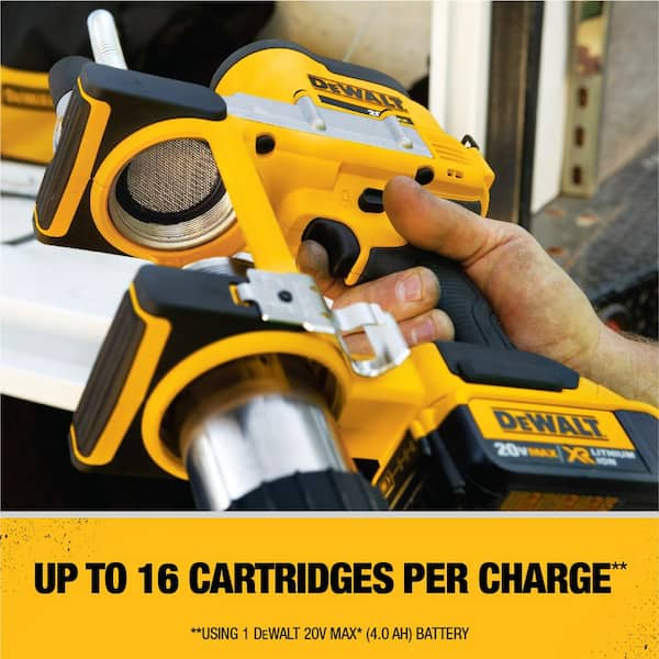 DEWALT 20V MAX XR Lithium Ion Cordless Grease Gun Kit and 1 20V