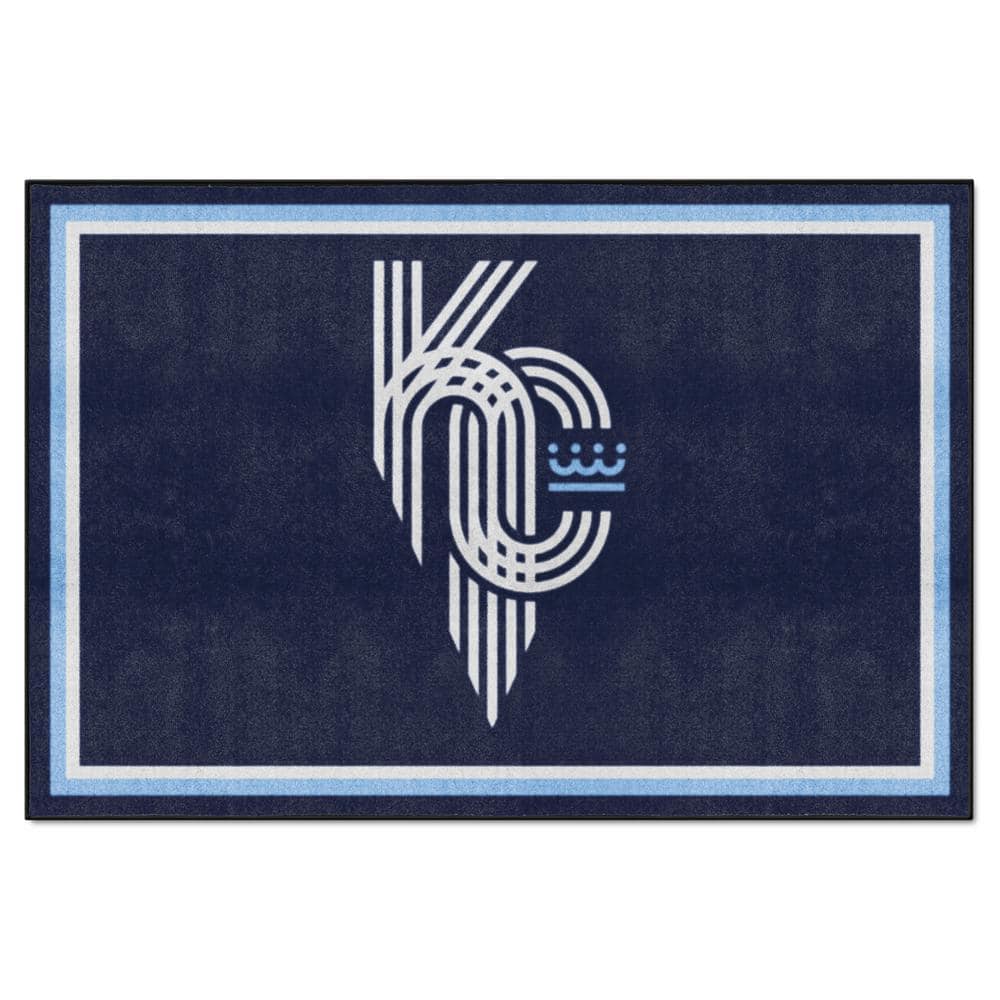 FANMATS Milwaukee Brewers 8ft. x 10 ft. Plush Area Rug 40641 - The Home  Depot