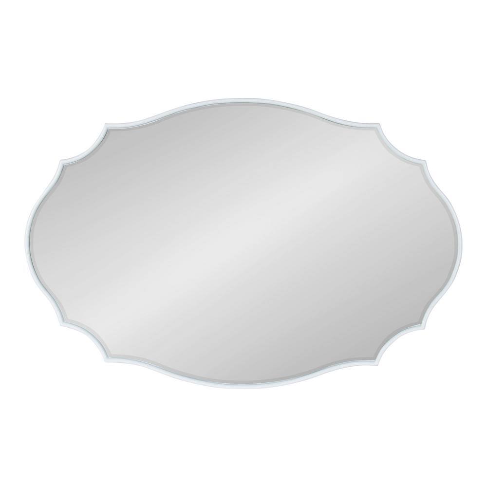 Elegant Full-Length White Wood Mirror with Scalloped Edges