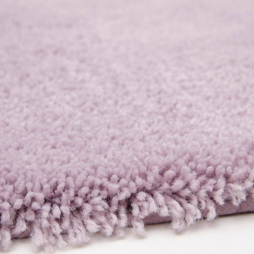 Lavender Nylon Machine Washable Bath Rug 20" x 24"