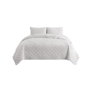 Swift Home All-Season 3-Piece White Solid Color Microfiber King/Cal King Quilt Set