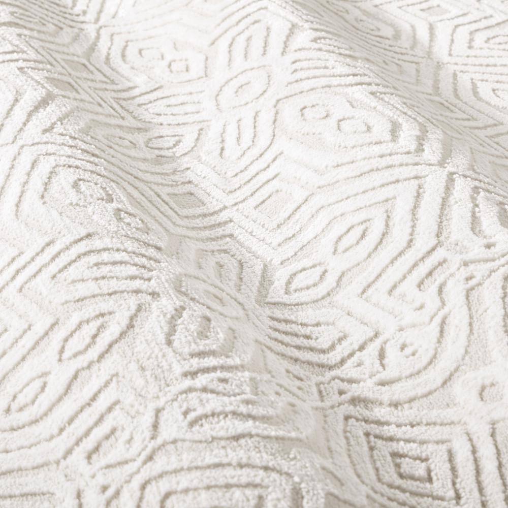 Ivory Greige Synthetic Reversible Rectangular Area Rug 6'6" x 9'6"