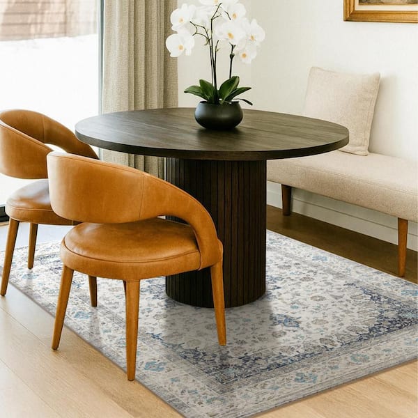 Vespera Medallion Silver 5 ft. x 7 ft. Traditional Machine Washable Non-Slip Area Rug