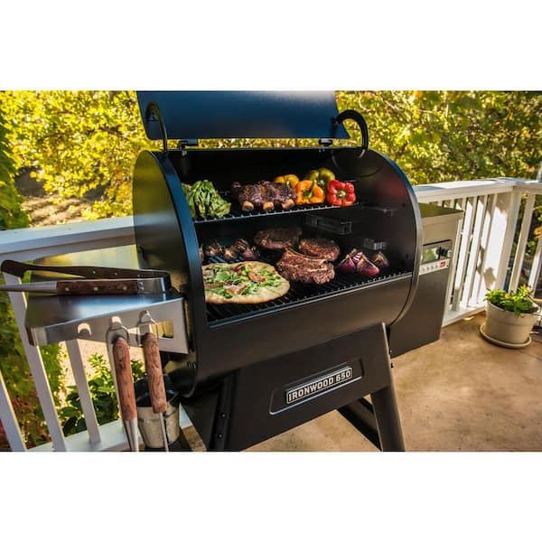 Ironwood 650 Wi-Fi Pellet Grill and Smoker in Black