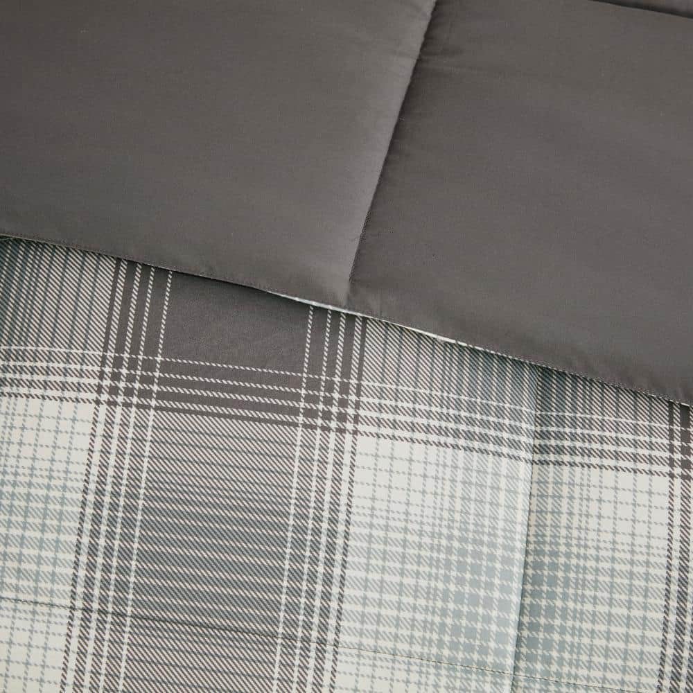 Gray Full/Queen Down Alternative Comforter Set with Plaid Pattern