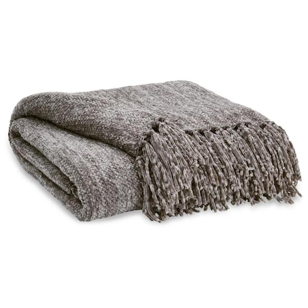 Signature DESIGN BY ASHLEY Tamish Gray Polyester Throw
