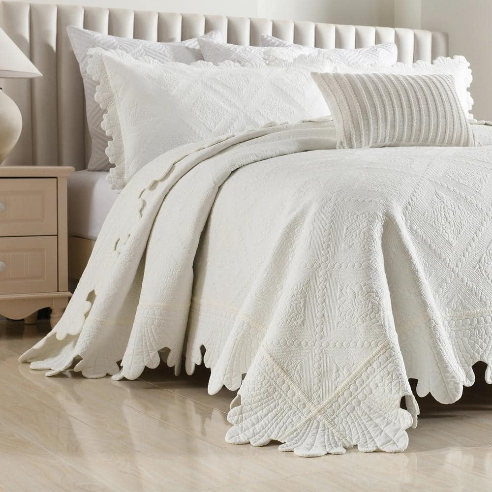 King White Cotton Reversible Bedspread Set