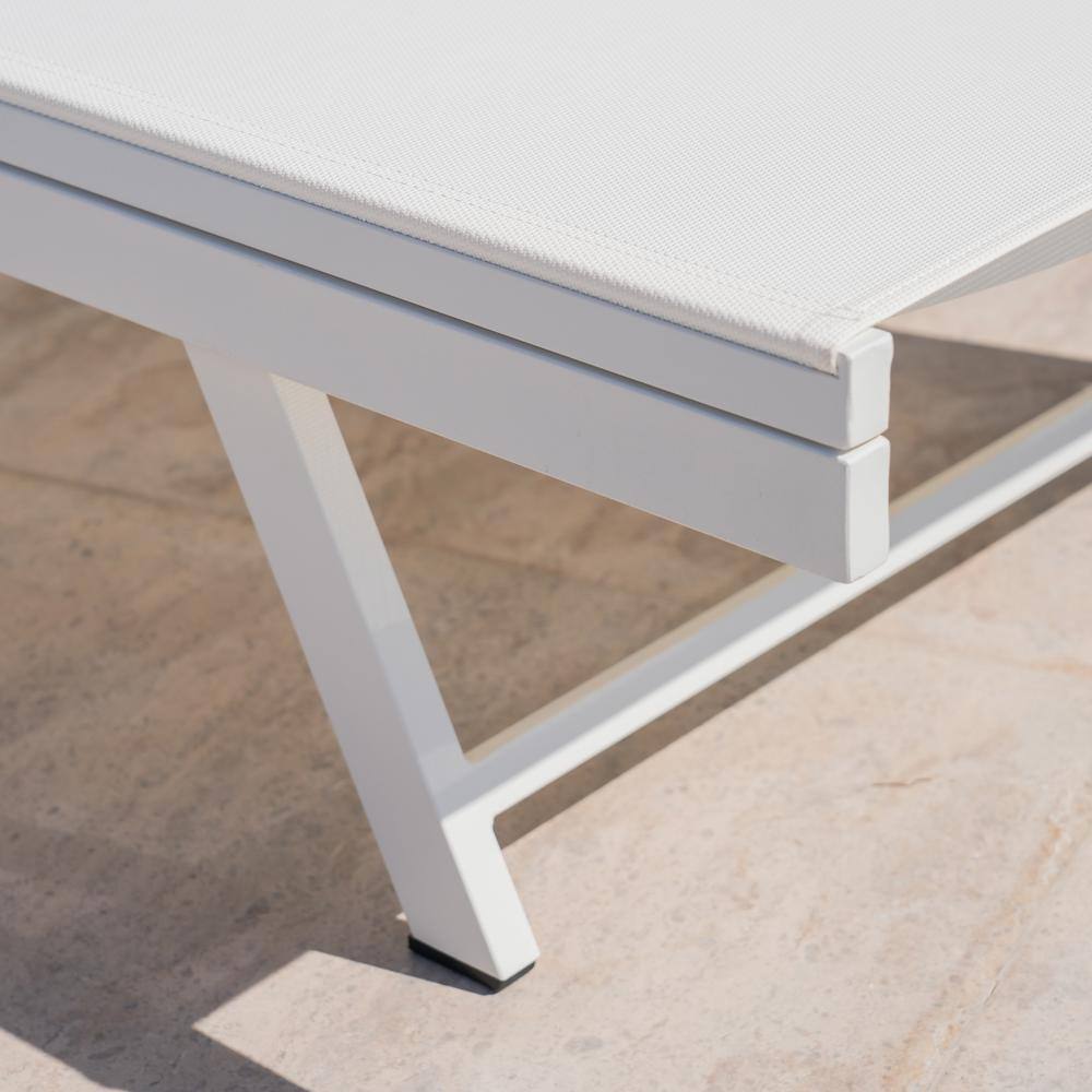 Salton White Aluminum and Mesh Outdoor Chaise Lounge