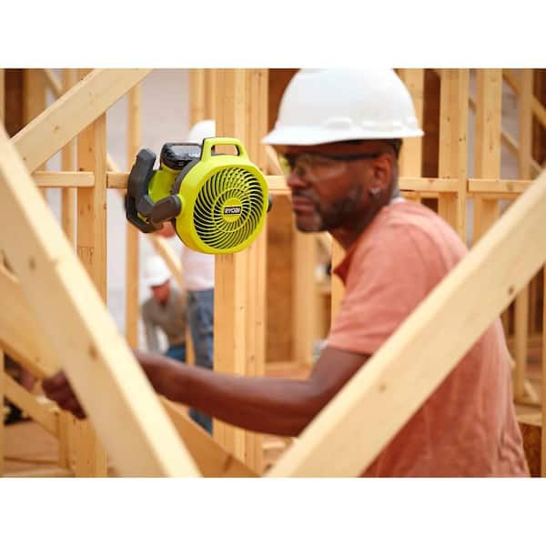 RYOBI - ONE+ 18V Cordless Hybrid WHISPER SERIES 7-1/2 in. Fan Kit with 2.0 Ah Battery and Charger