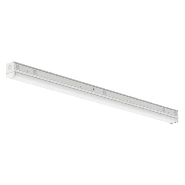 1-Pack 4 ft. VersaStrip Commercial Integrated LED Strip Light Fixture - 5000K Daylight - 5800 Lumens - Dimmable