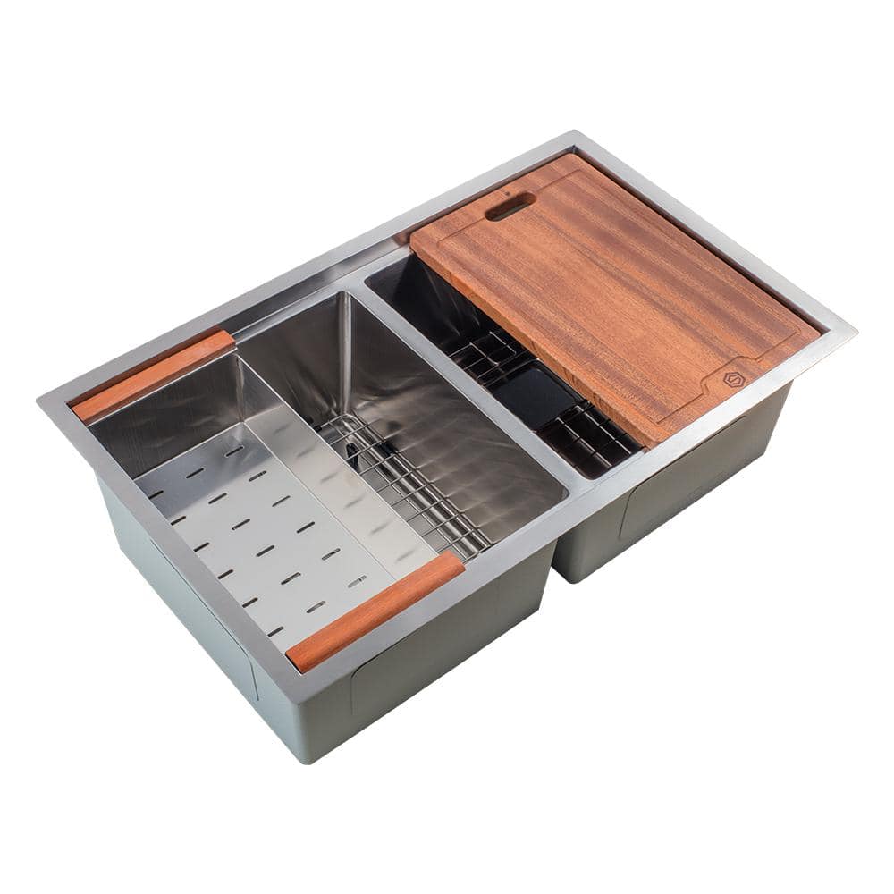 32-inch Stainless Steel Double Bowl Undermount Workstation Sink with Accessories