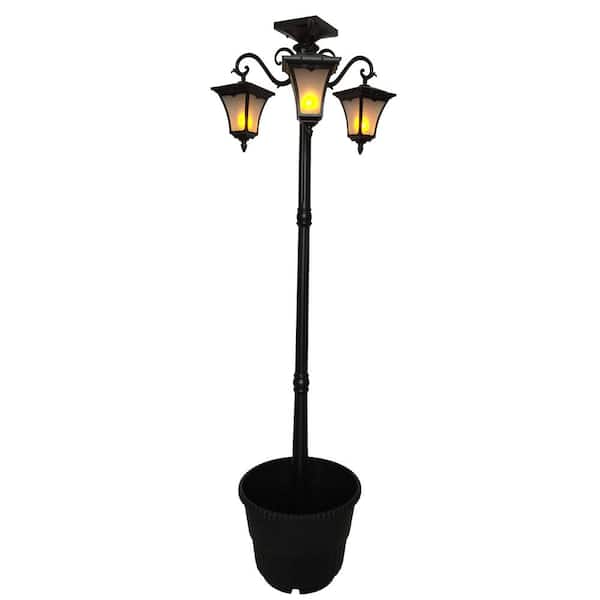NATURE POWER Heritage 3-Lamp Solar Powered Flame Effect LEDs with 18.5 in. Planter