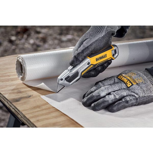 DEWALT - Toughseries Retractable Utility Knife with Blade Storage