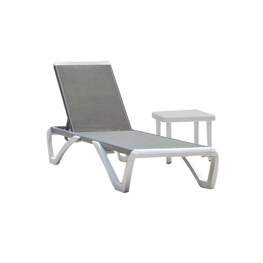 Outdoor lounge chairs online under $100