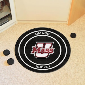 NCAA - University of Massachusetts Black 2 ft. 3 in. x 2 ft. 3 in. Indoor Round Accent Rug