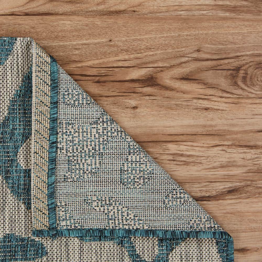 Blue and Gray Coastal Coral Reef 5' x 7' Indoor/Outdoor Rug