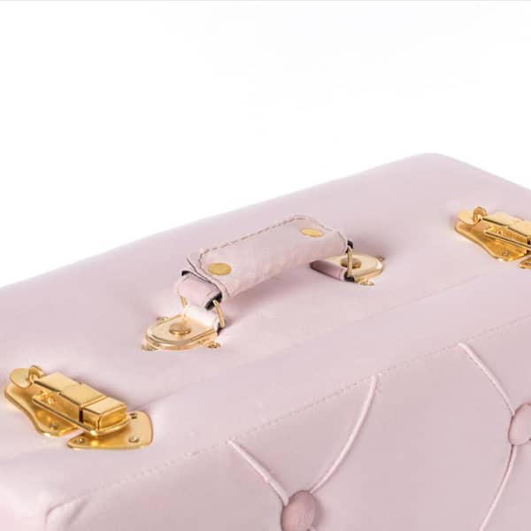 Louis Vuitton tissue box  Decor pad, Louis vuitton perfume, Tissue boxes