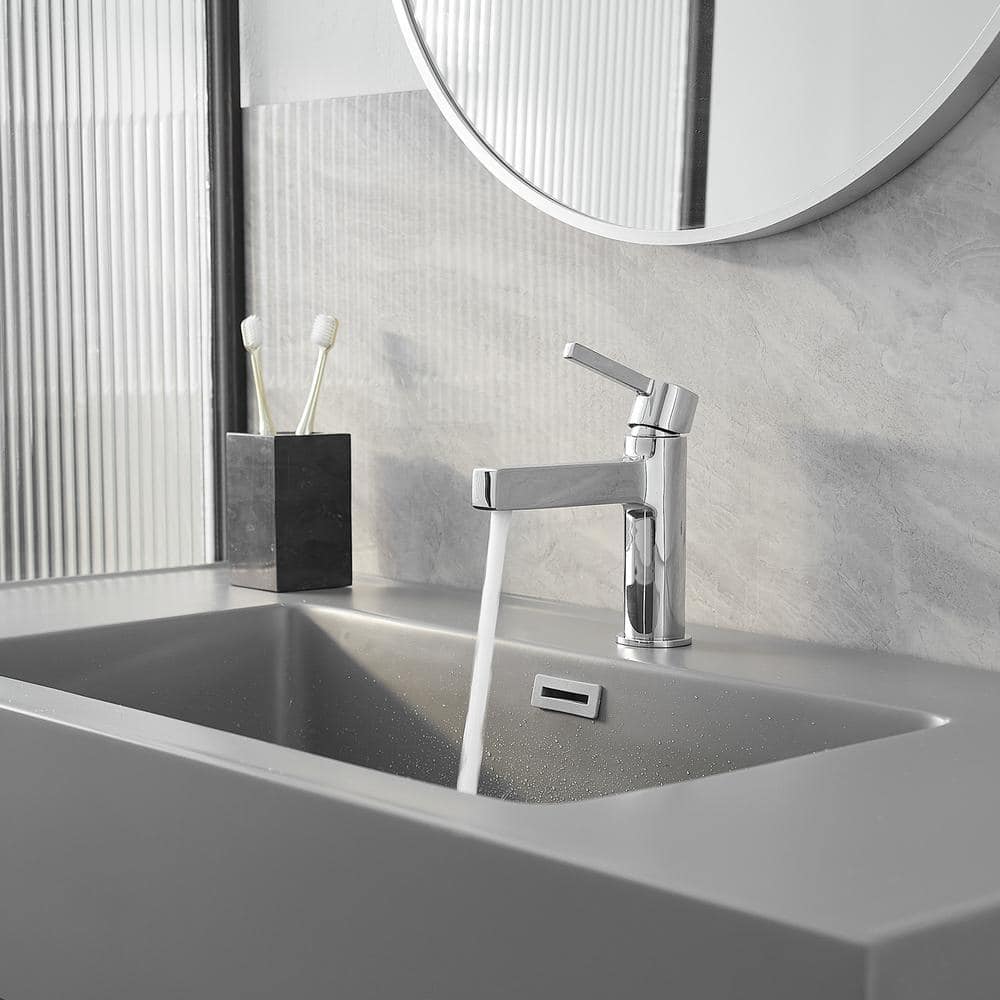 Polished Chrome Single Handle Modern Bathroom Faucet