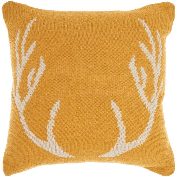 Mina Victory Lifestyles Yellow Animal Removable Cover 18 in. x 18 in. Throw Pillow