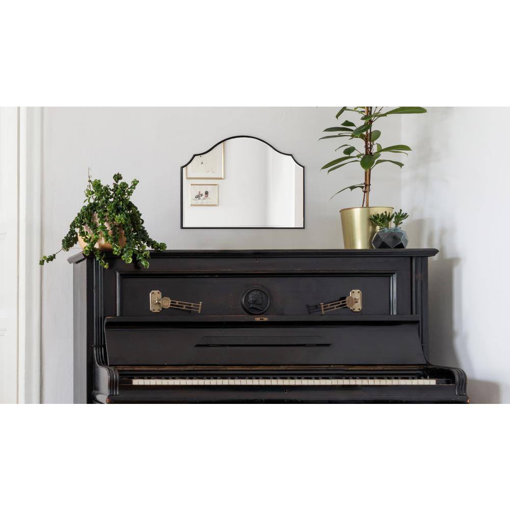 Elegant Moroccan-Inspired Black Wood Full-Length Mirror