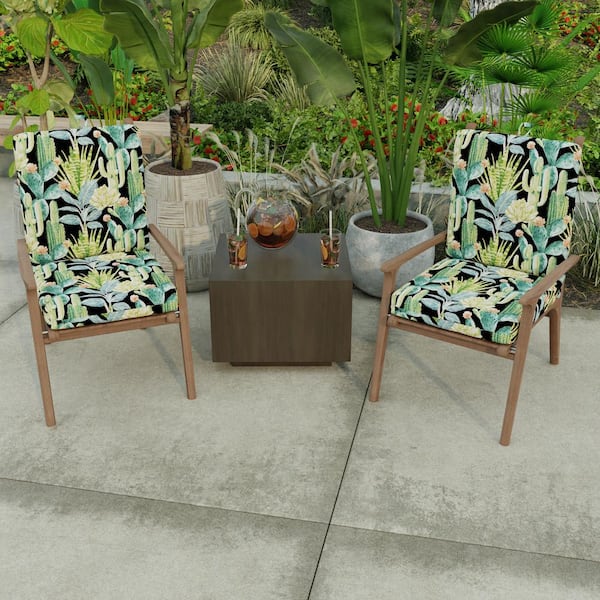 https://images.thdstatic.com/productImages/f10f9843-1202-5a9c-b662-490df4c3be72/svn/jordan-manufacturing-outdoor-dining-chair-cushions-9701pk1-5124d-31_600.jpg