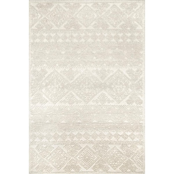 nuLOOM Miranda Hand Hooked Wool Moroccan High Low Textured Ivory 8 ft. x 10 ft. Area Rug